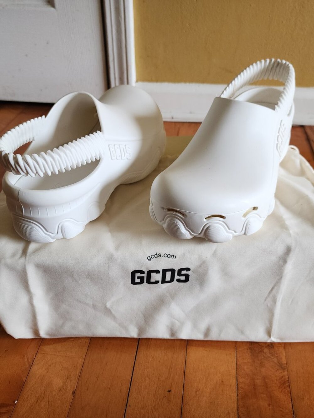 GCOS - Picture 5 of 6